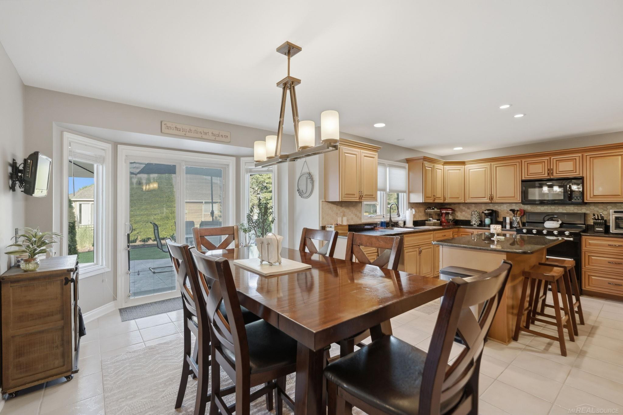 51880 Black Hills Lane, Macomb, MI 48042 — Photo 12