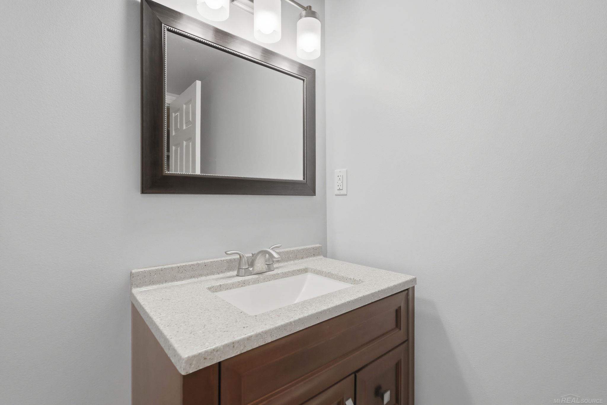 51880 Black Hills Lane, Macomb, MI 48042 — Photo 38