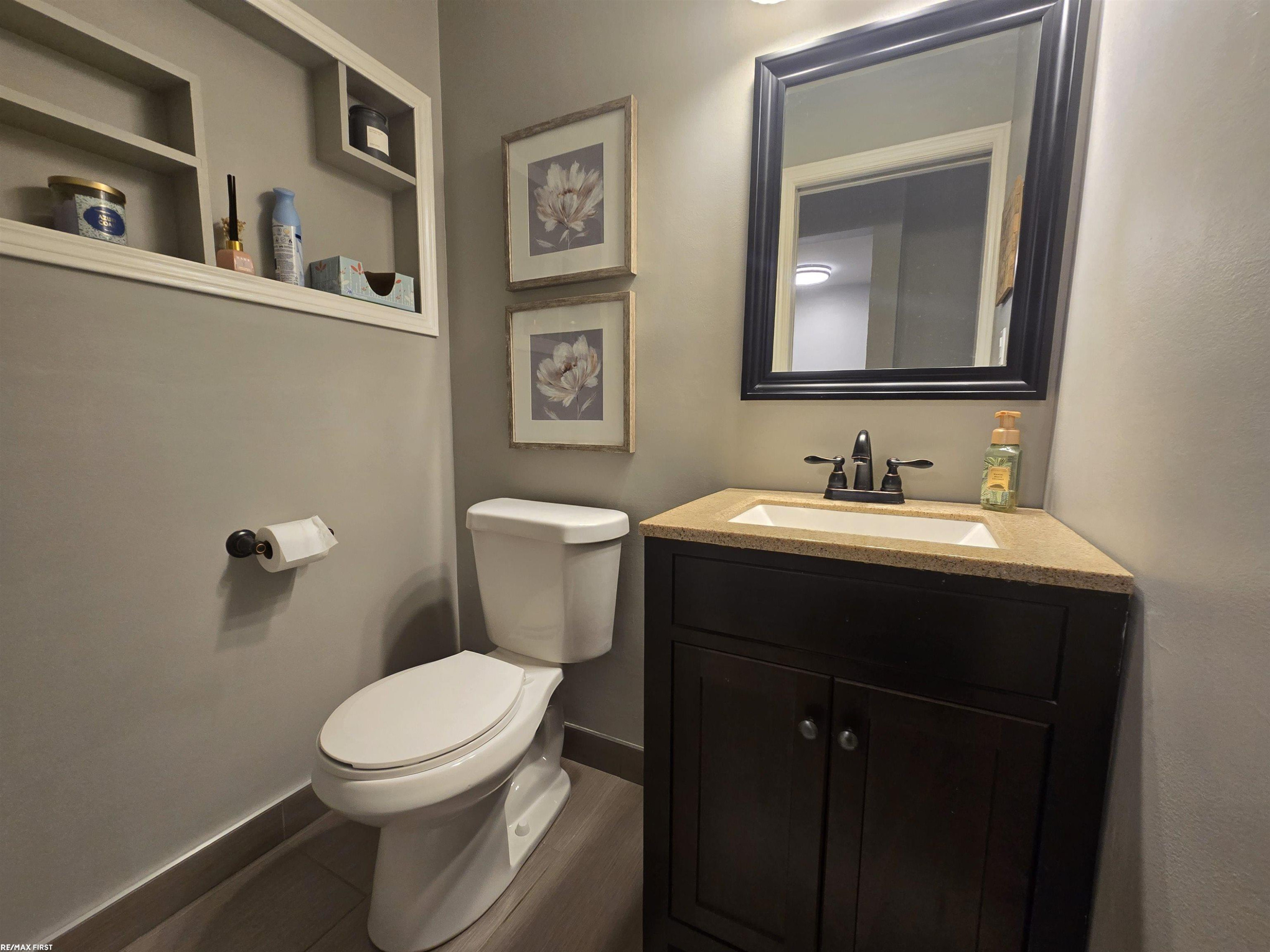 52498 Fayette Drive, Shelby Twp, MI 48316 — Photo 13