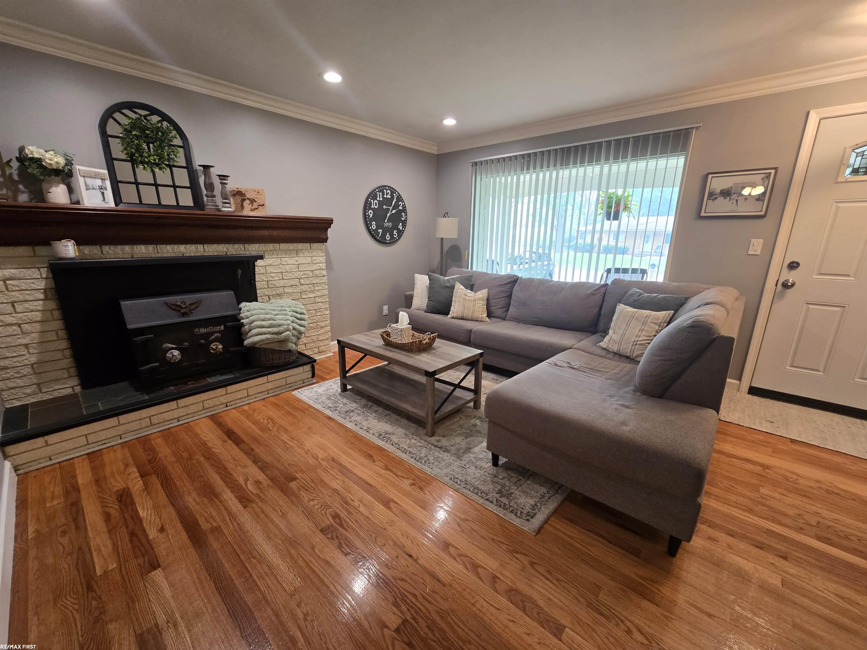 52498 Fayette Drive, Shelby Twp, MI 48316 — Photo 3
