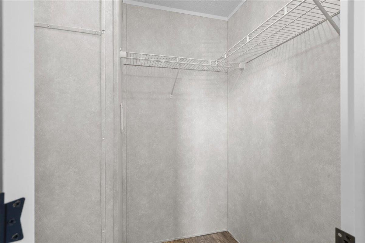 7118 W Mapleview Circle, MI 48416 — Photo 15