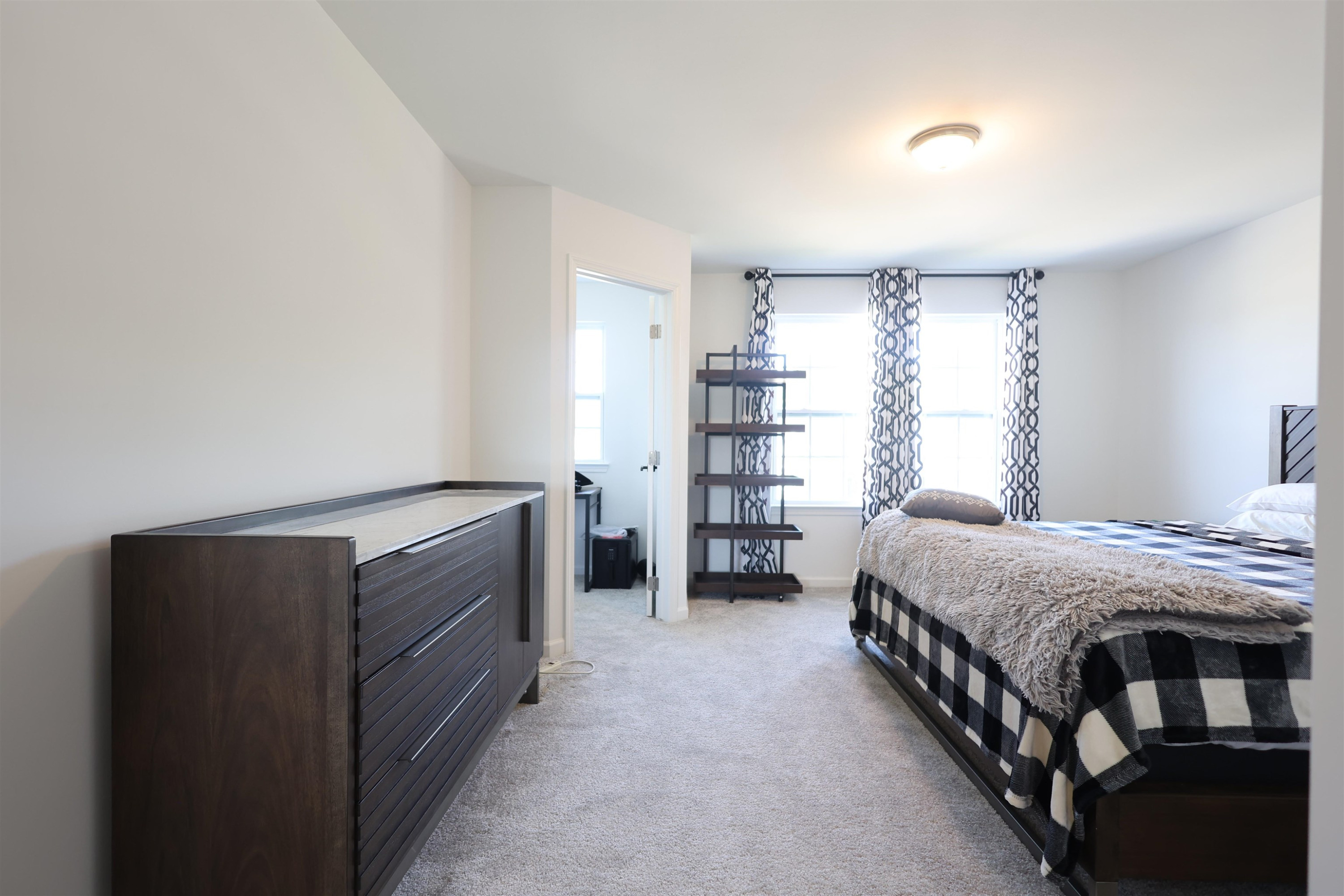 41261 Snowdon Drive, Clinton Twp, MI 48038 — Photo 2