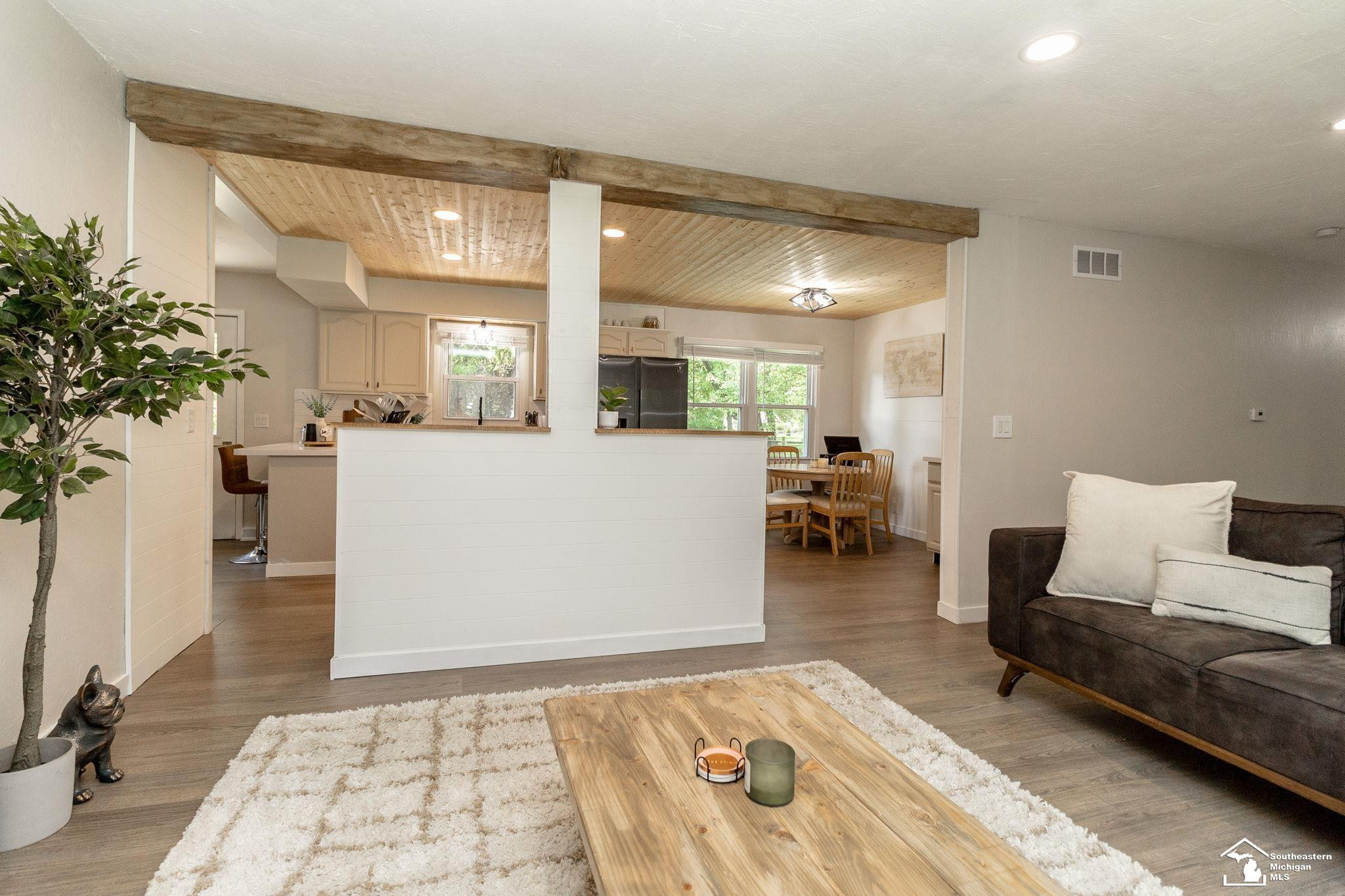 8413 Summerfield Road, Lambertville, MI 48144 — Photo 5