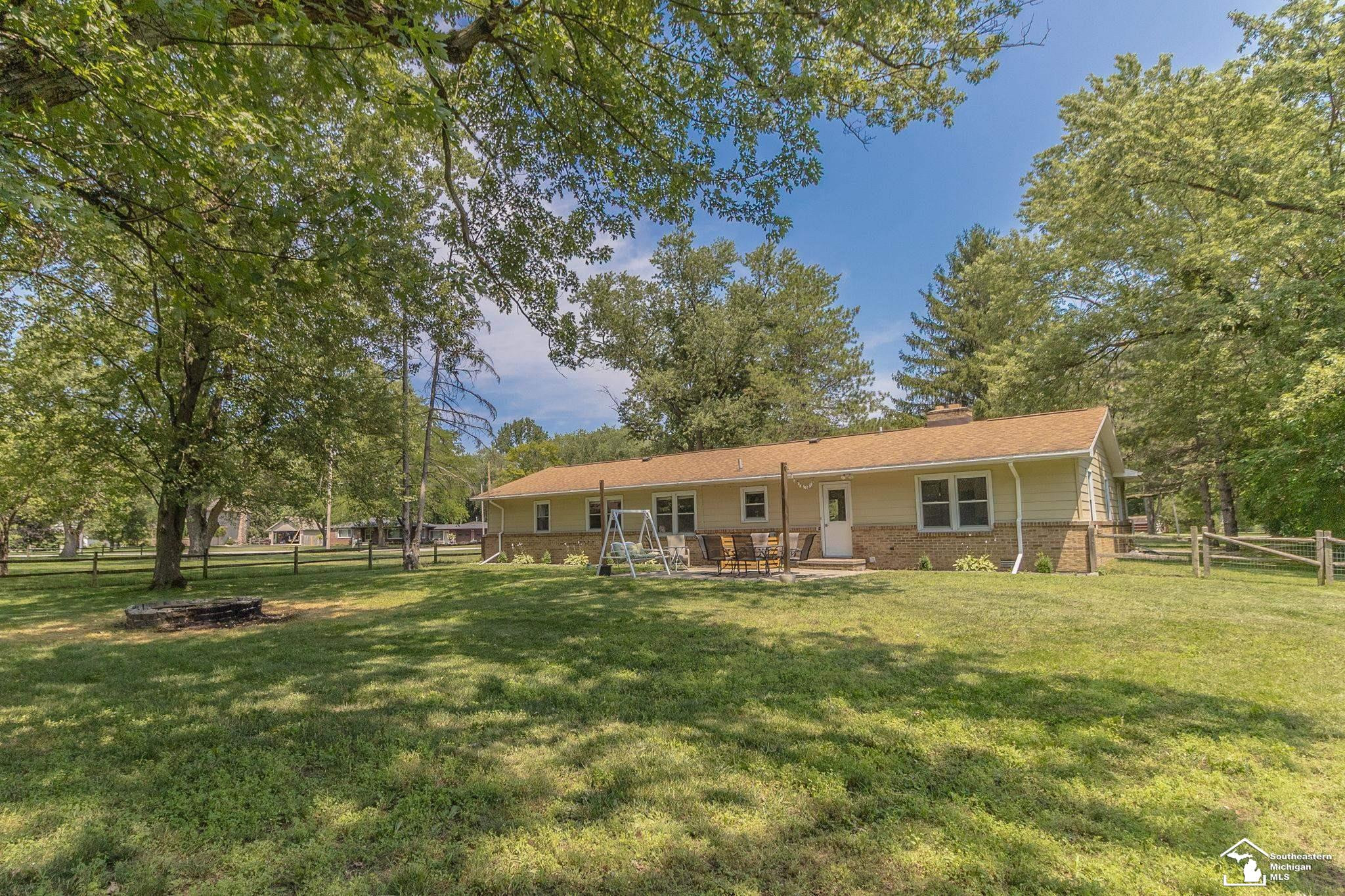 8413 Summerfield Road, Lambertville, MI 48144 — Photo 31