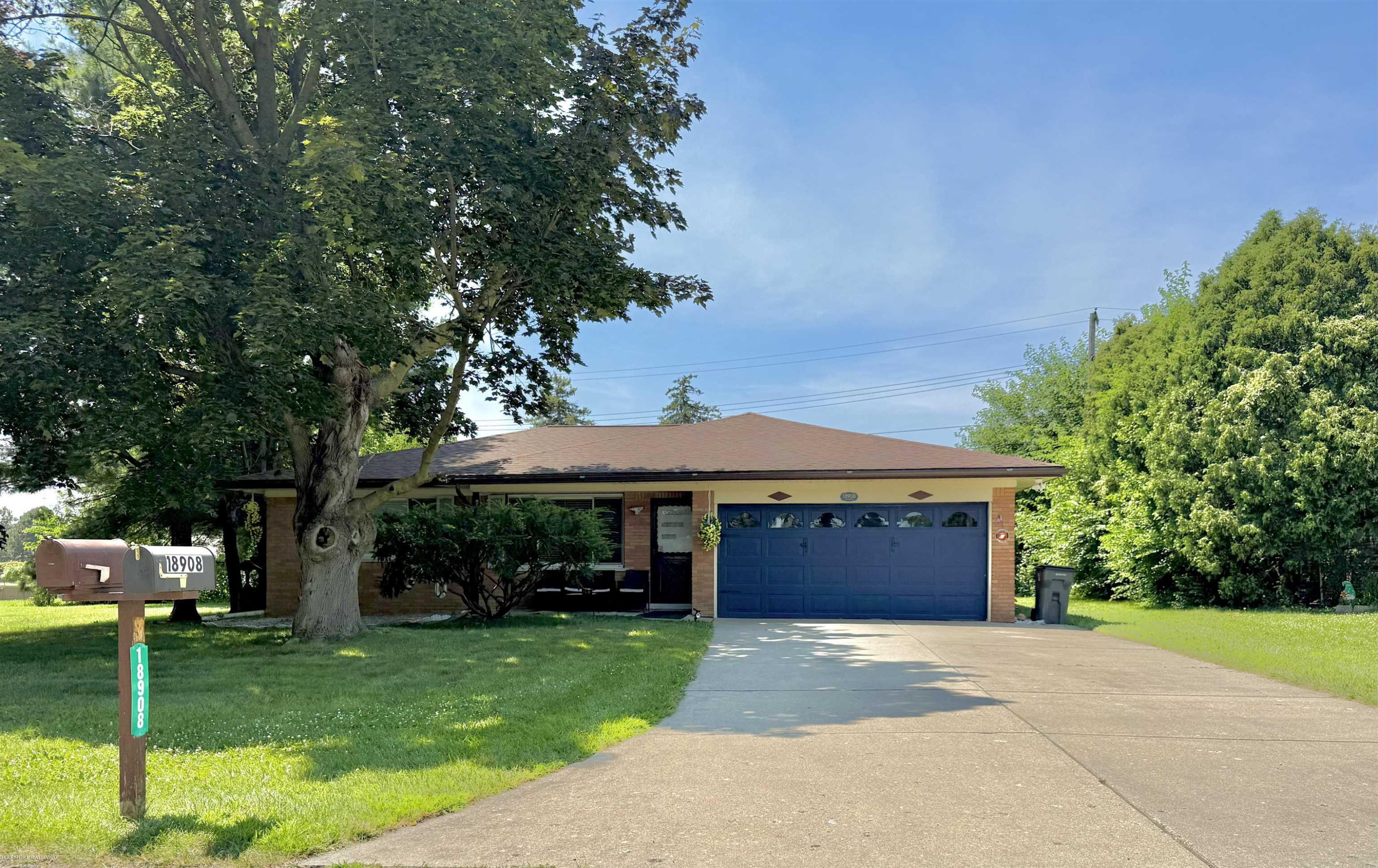 18908 Monica Drive, Clinton Twp, MI 48036