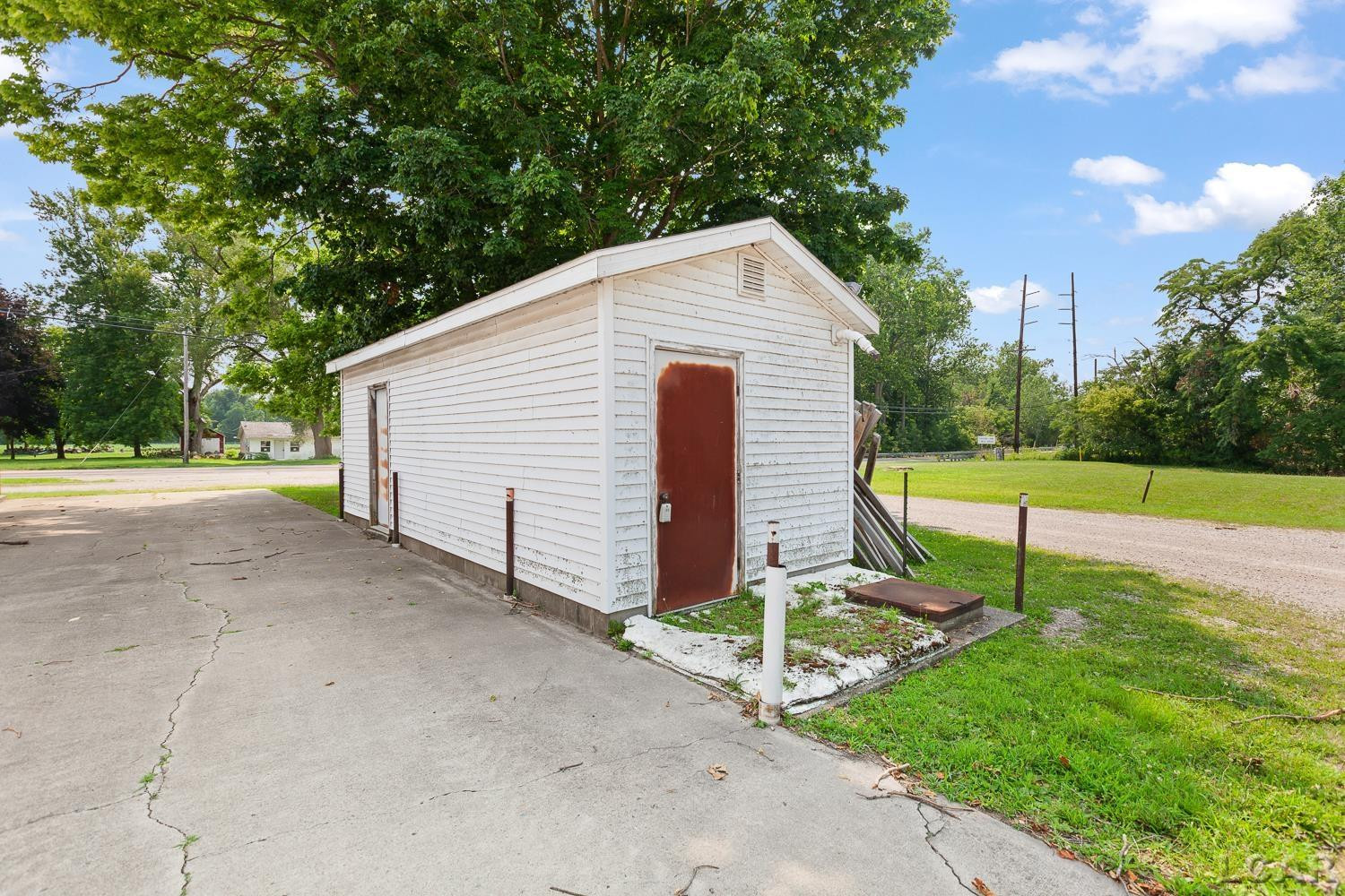 6326 E US-223 Highway, MI 49268 — Photo 43