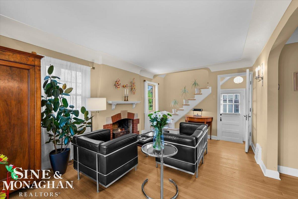 424 Touraine Road, Grosse Pointe, MI 48236 — Photo 11