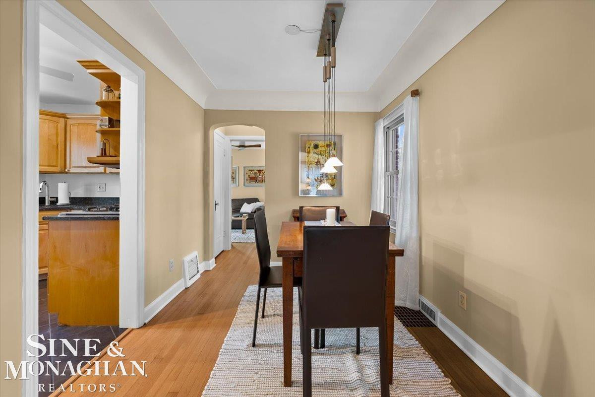 424 Touraine Road, Grosse Pointe, MI 48236 — Photo 15