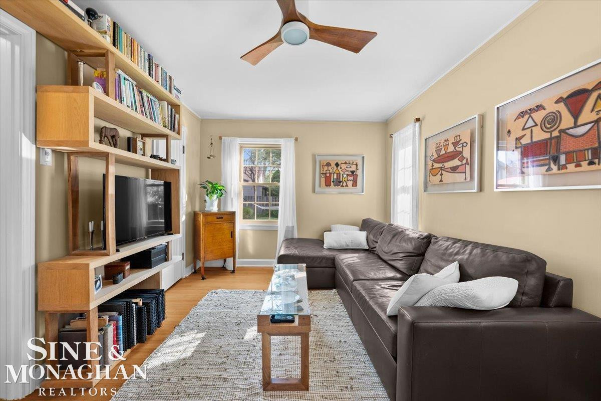 424 Touraine Road, Grosse Pointe, MI 48236 — Photo 18