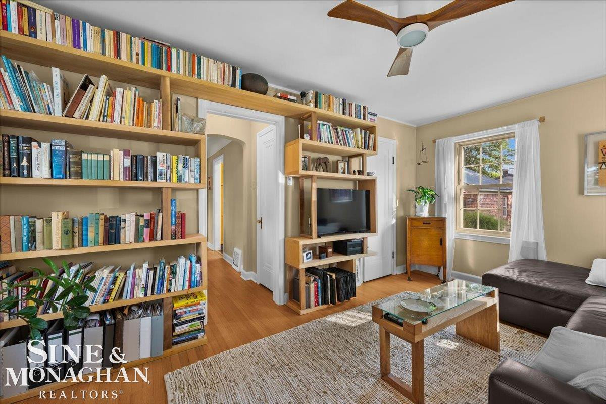 424 Touraine Road, Grosse Pointe, MI 48236 — Photo 22