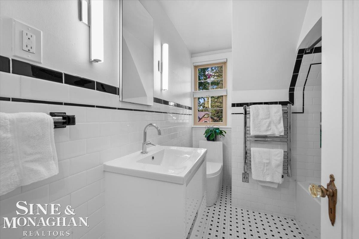 424 Touraine Road, Grosse Pointe, MI 48236 — Photo 31