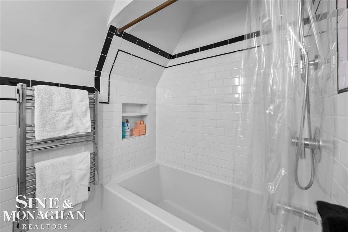 424 Touraine Road, Grosse Pointe, MI 48236 — Photo 32