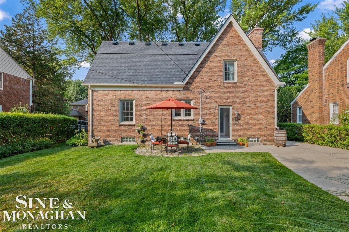 424 Touraine Road, Grosse Pointe, MI 48236 — Photo 37
