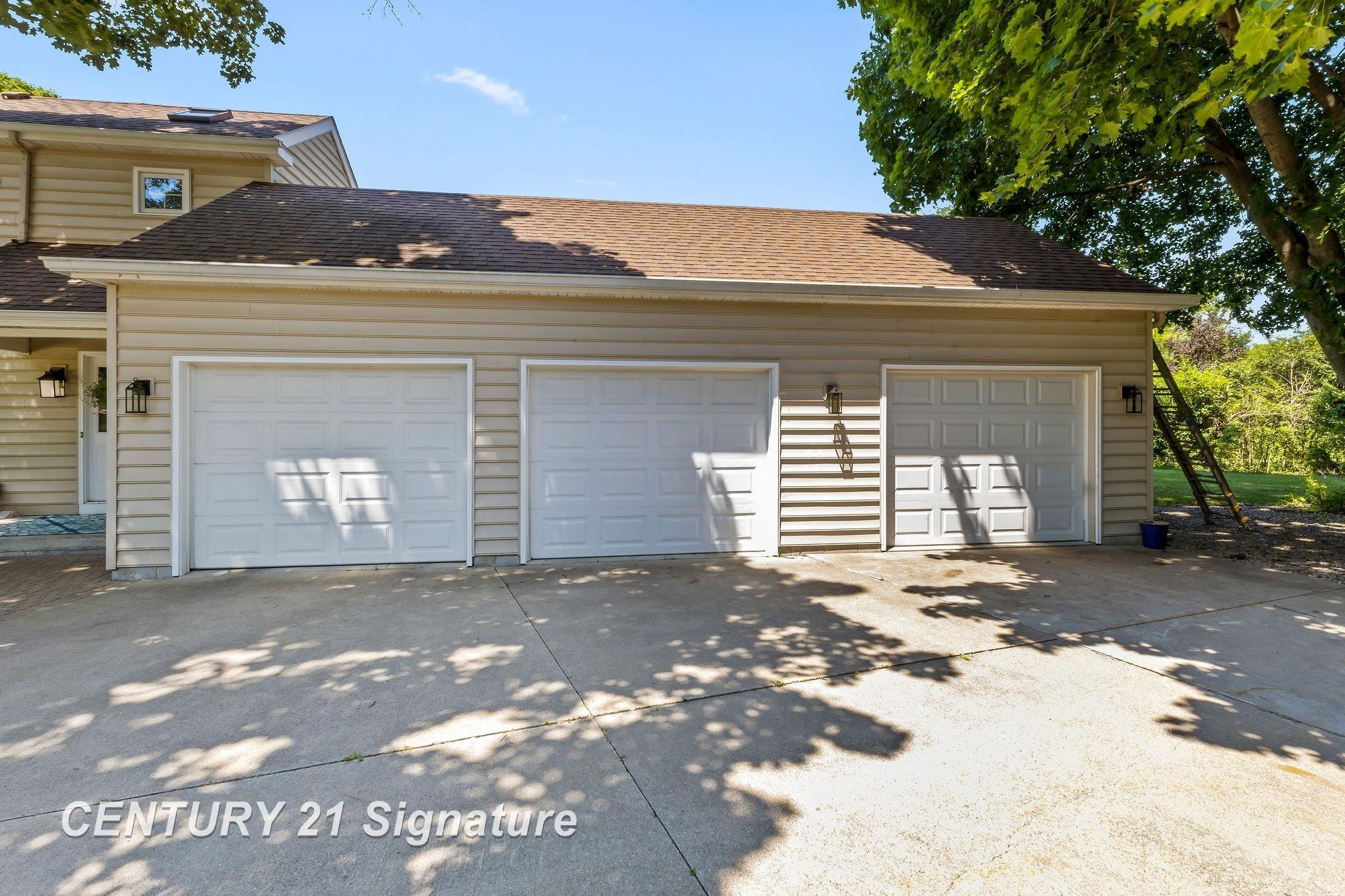 1316 Helen Road, Midland, MI 48640 — Photo 14