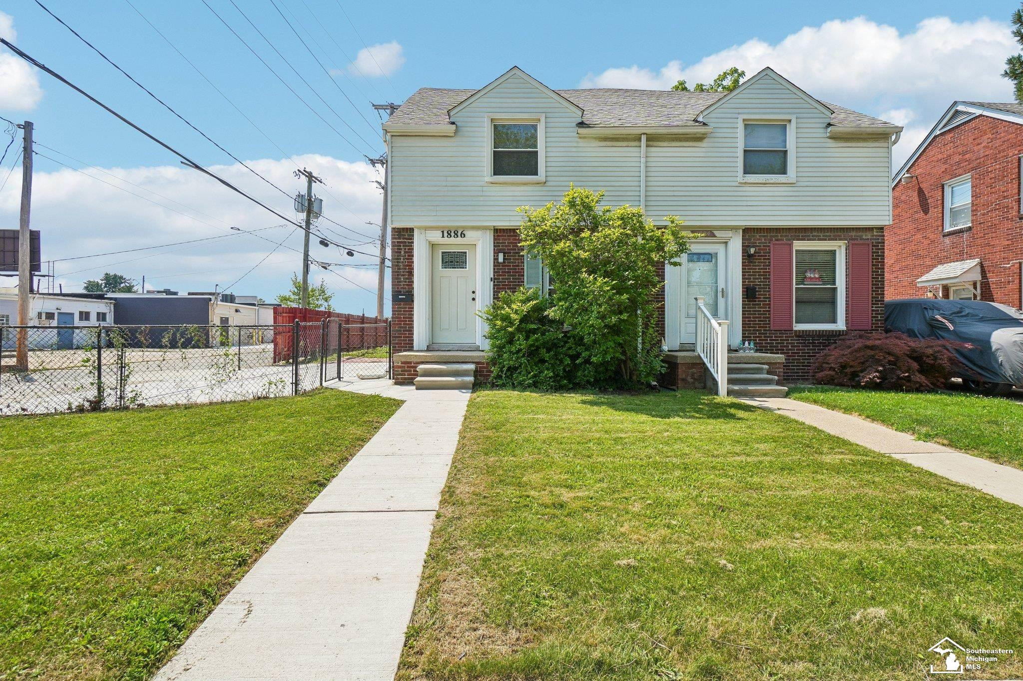 1886 15th Street, Wyandotte, MI 48192