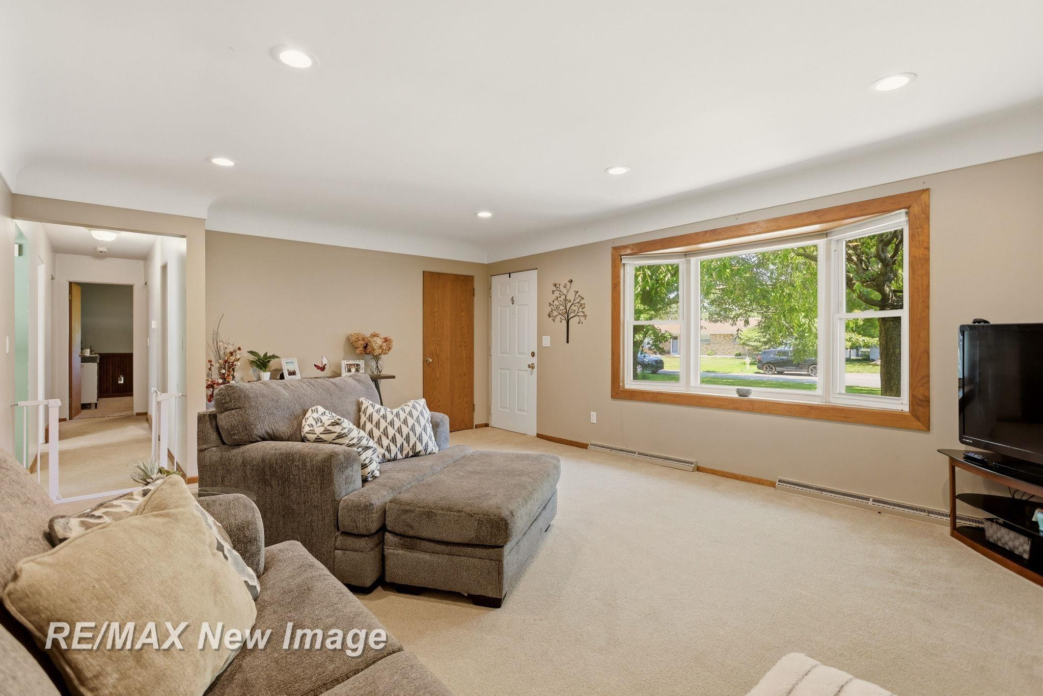 6781 Griffore Road, Saginaw, MI 48604 — Photo 4