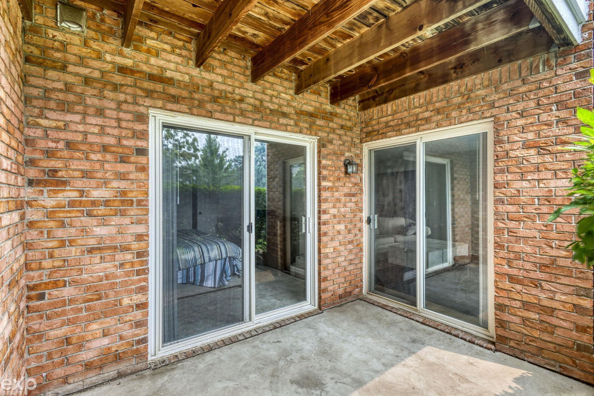 56634 CHESAPEAKE Trail, Shelby Twp, MI 48316 — Photo 23