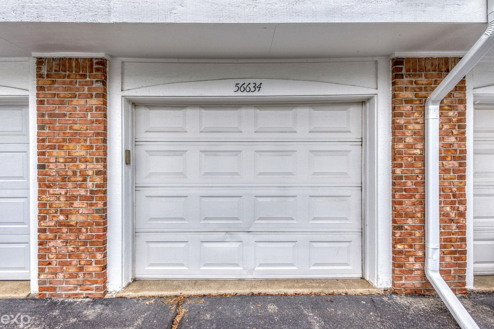 56634 CHESAPEAKE Trail, Shelby Twp, MI 48316 — Photo 24