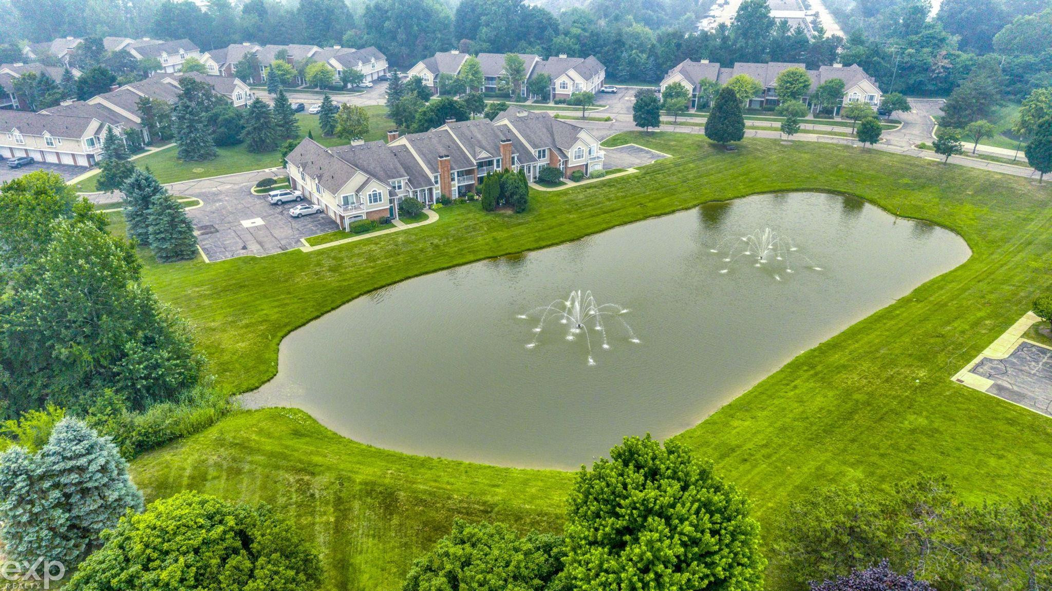 56634 CHESAPEAKE Trail, Shelby Twp, MI 48316 — Photo 26