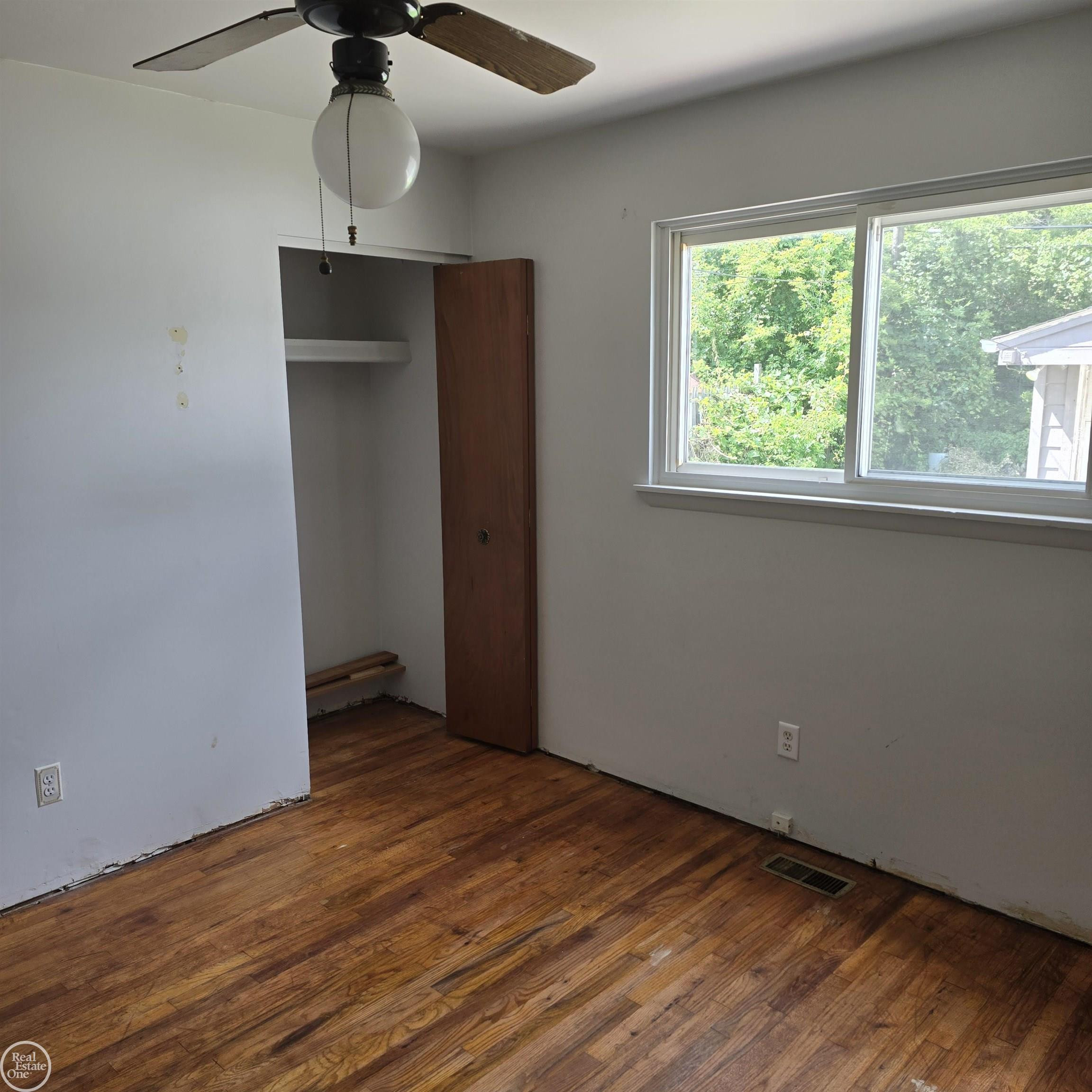 20473 Vermander Avenue, Clinton Twp, MI 48035 — Photo 8