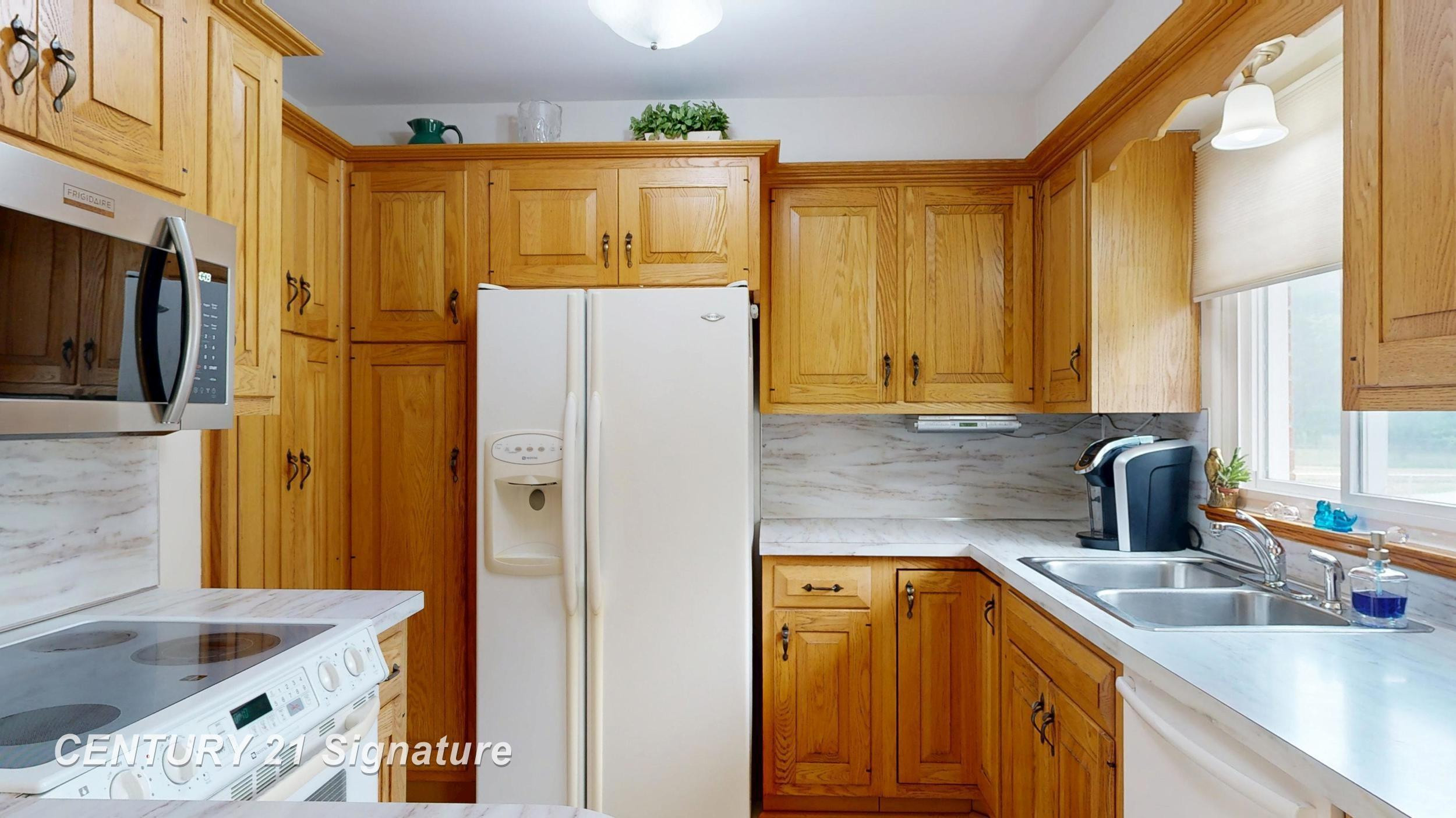 4386 N Elms Road, Flushing, MI 48433 — Photo 10