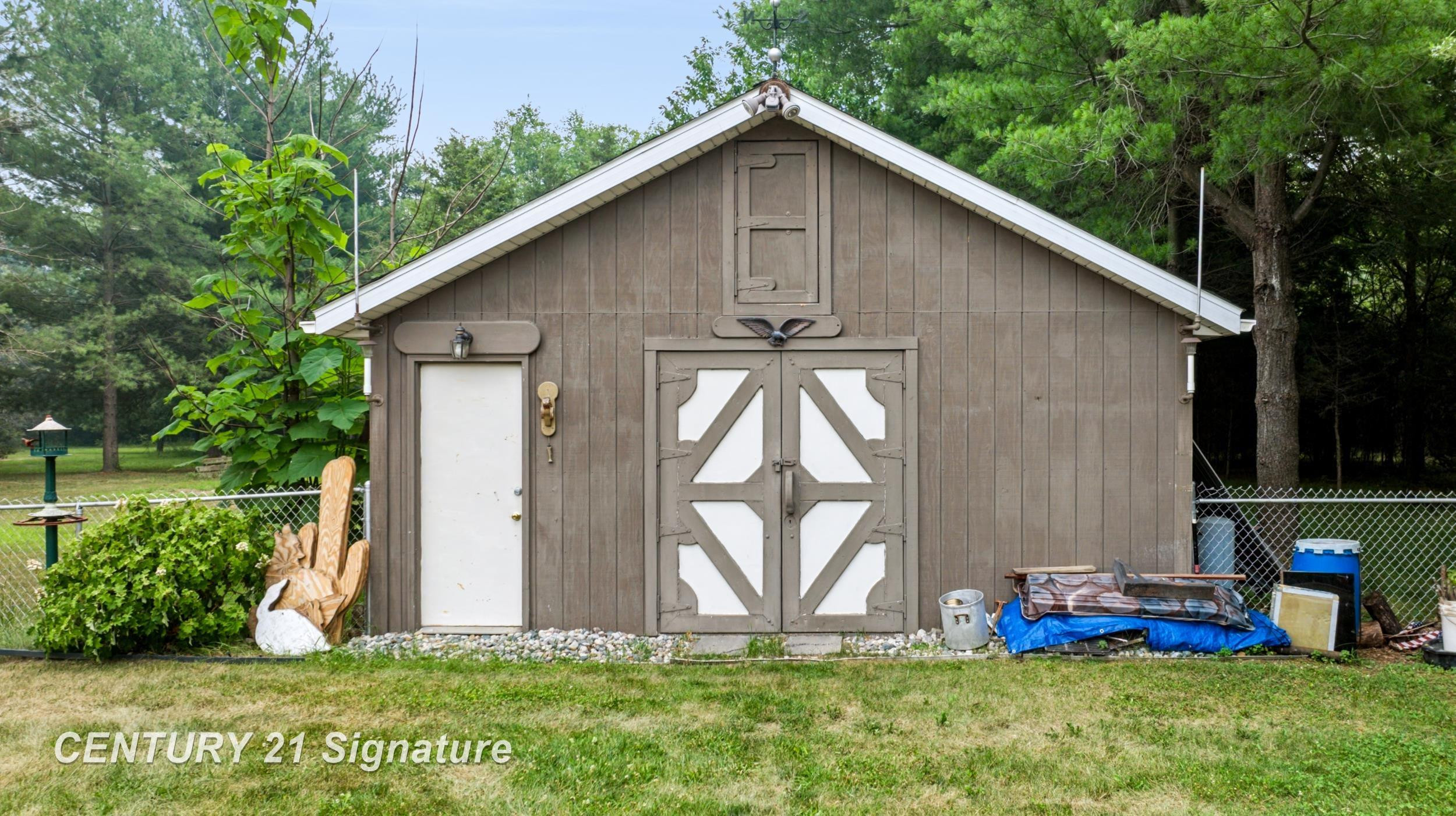 4386 N Elms Road, Flushing, MI 48433 — Photo 32