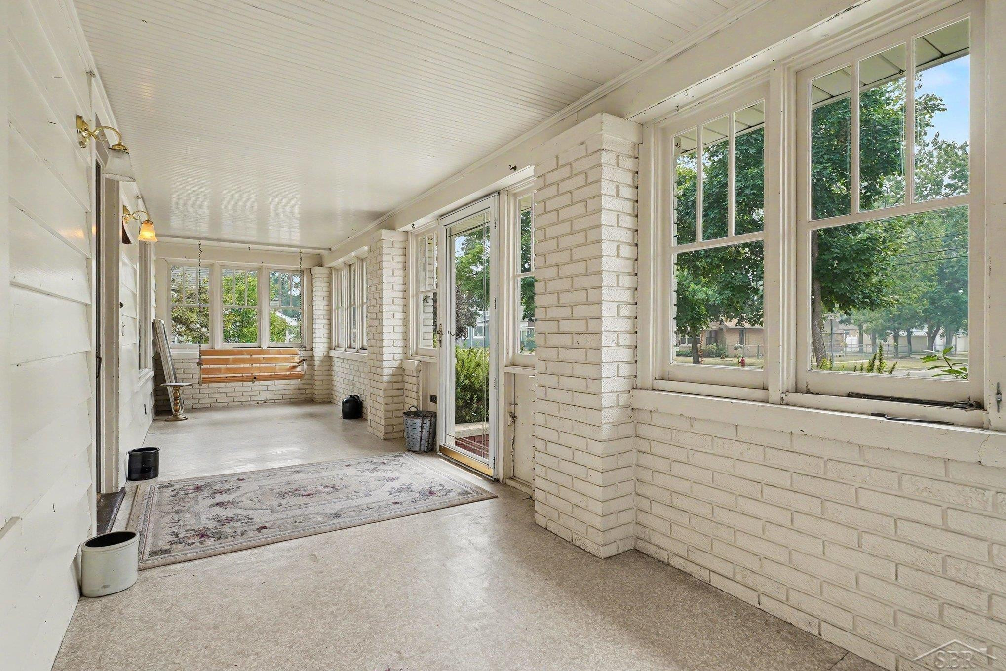 116 W Wheaton Avenue, Clare, MI 48618 — Photo 5