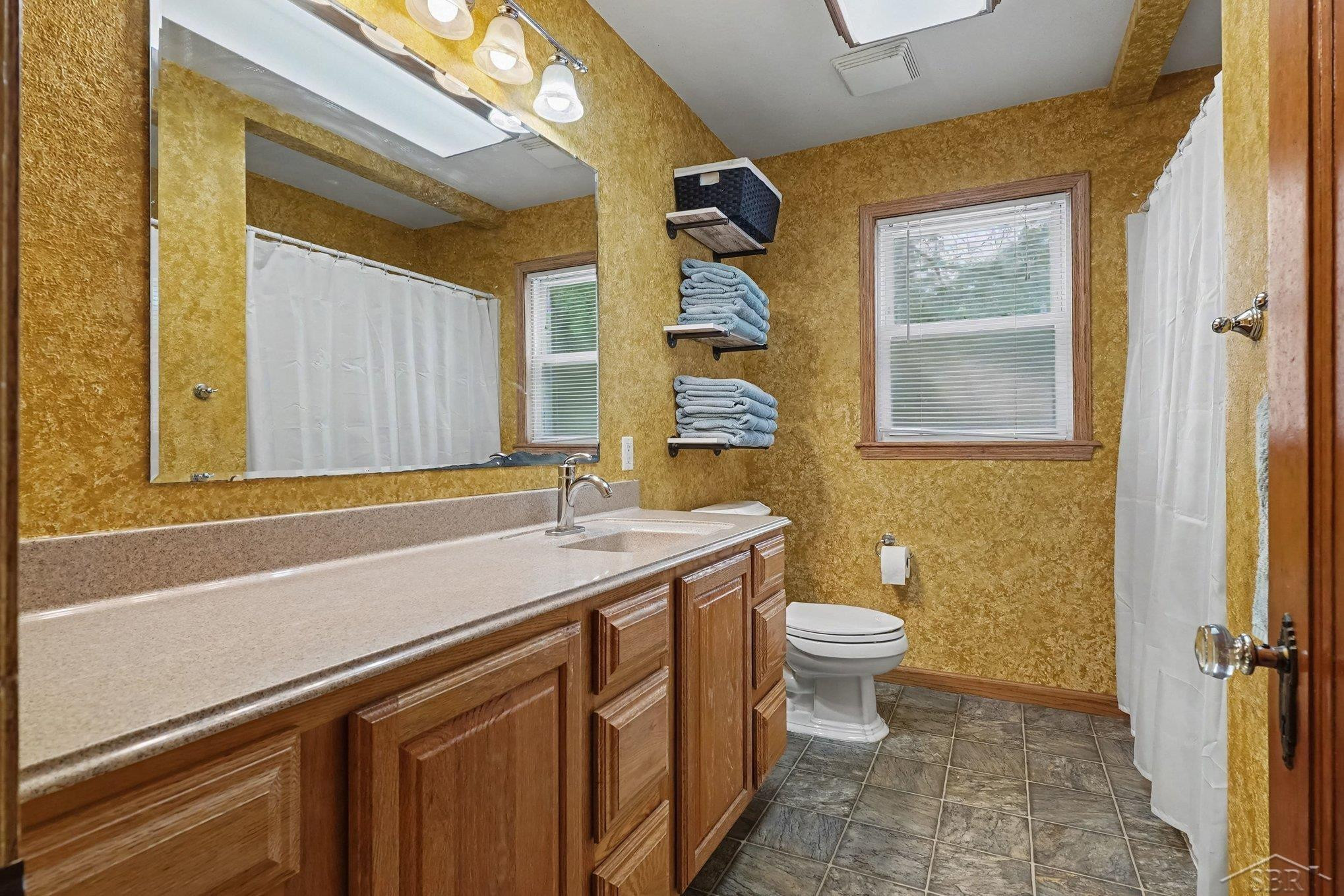 116 W Wheaton Avenue, Clare, MI 48618 — Photo 15