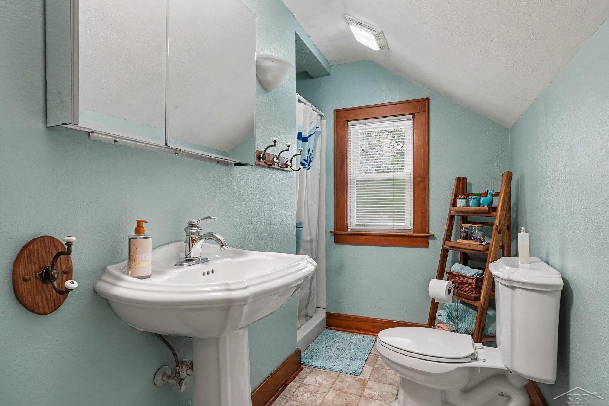 116 W Wheaton Avenue, Clare, MI 48618 — Photo 19