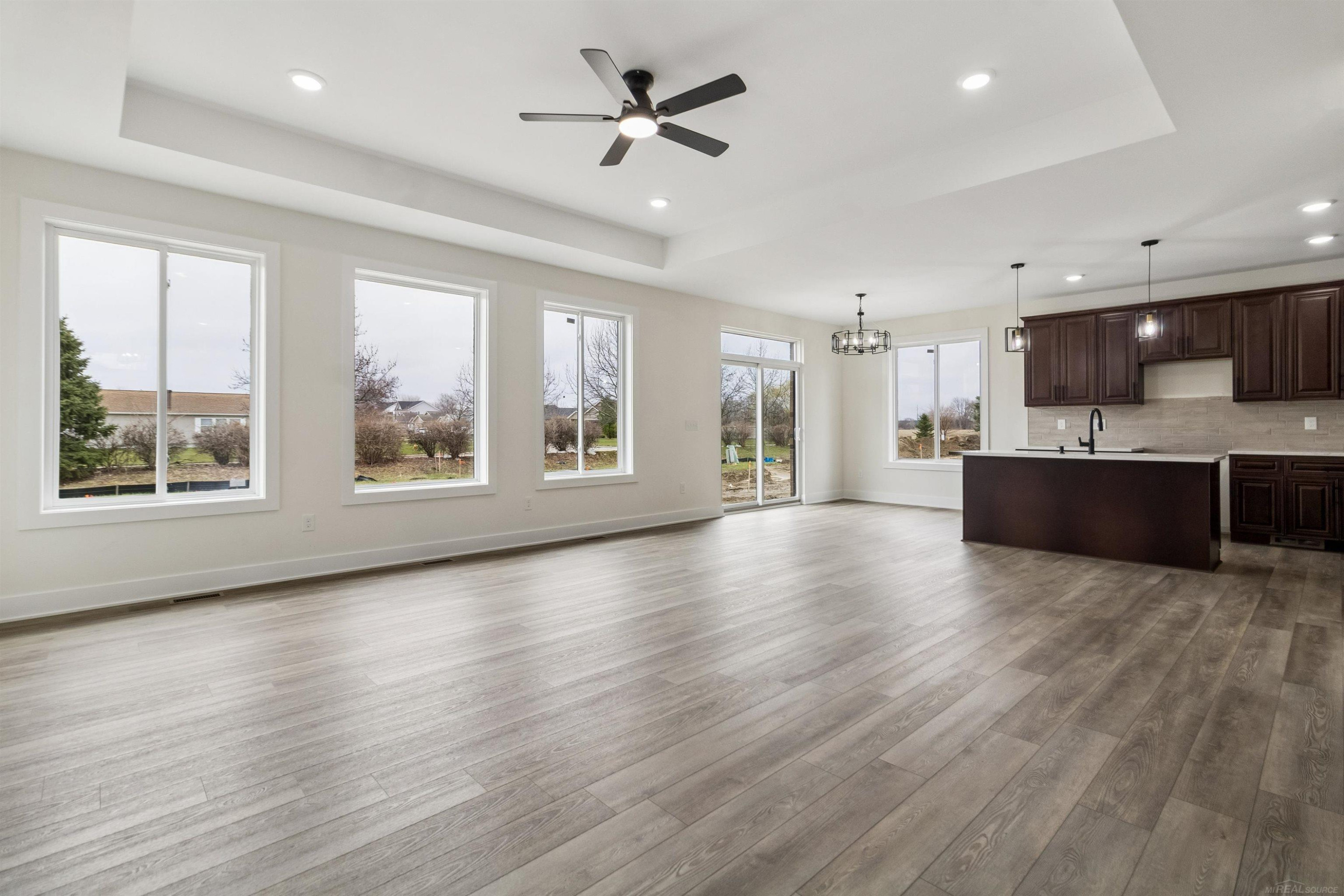 45555 Gable Drive, Macomb, MI 48044 — Photo 2