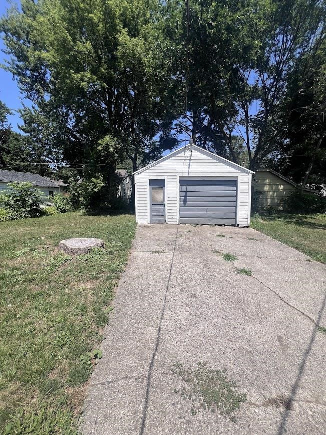 714 Crawford Street, Flint, MI 48507 — Photo 4