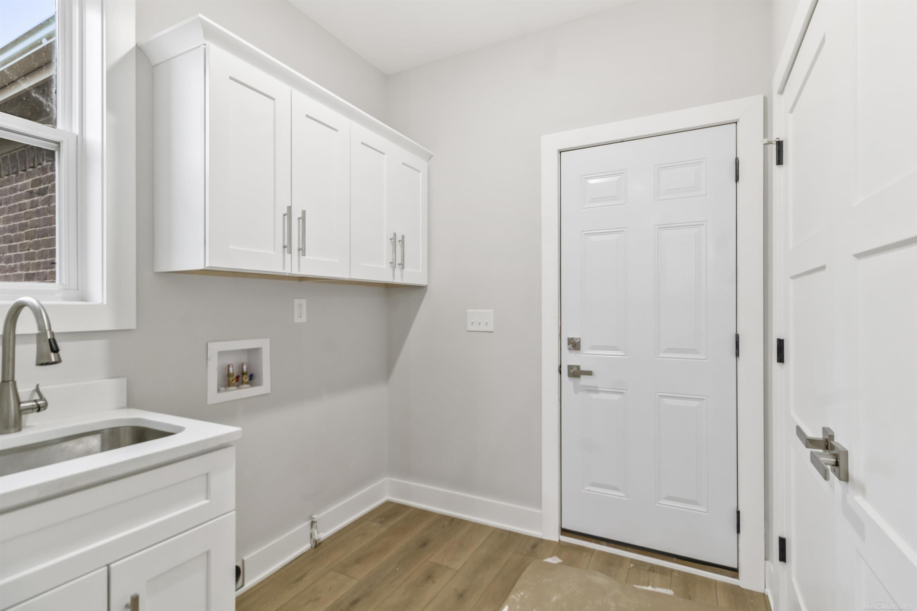 45573 Gable Drive, Macomb, MI 48088 — Photo 8