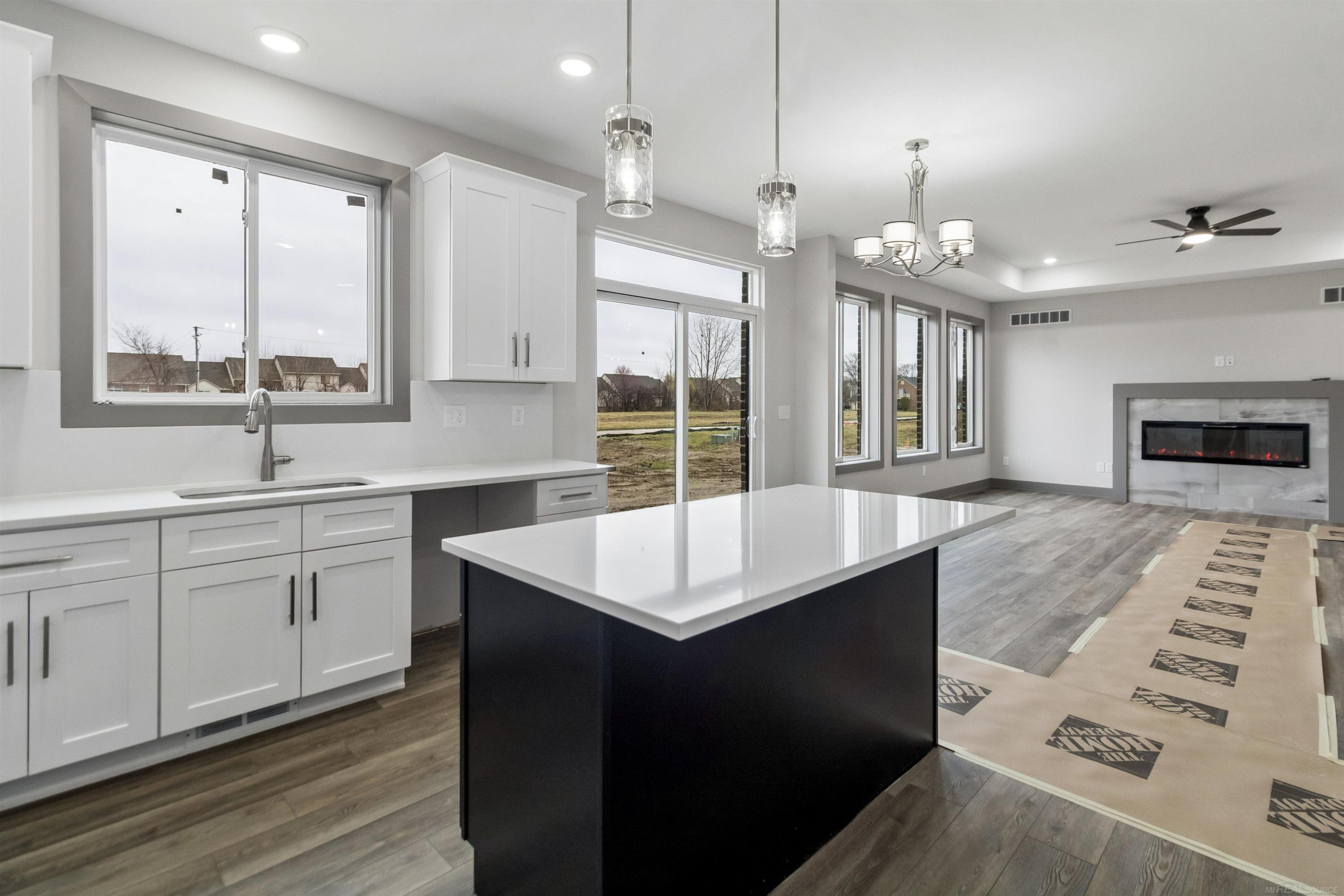45514 Gable Drive, Macomb, MI 48044 — Photo 3