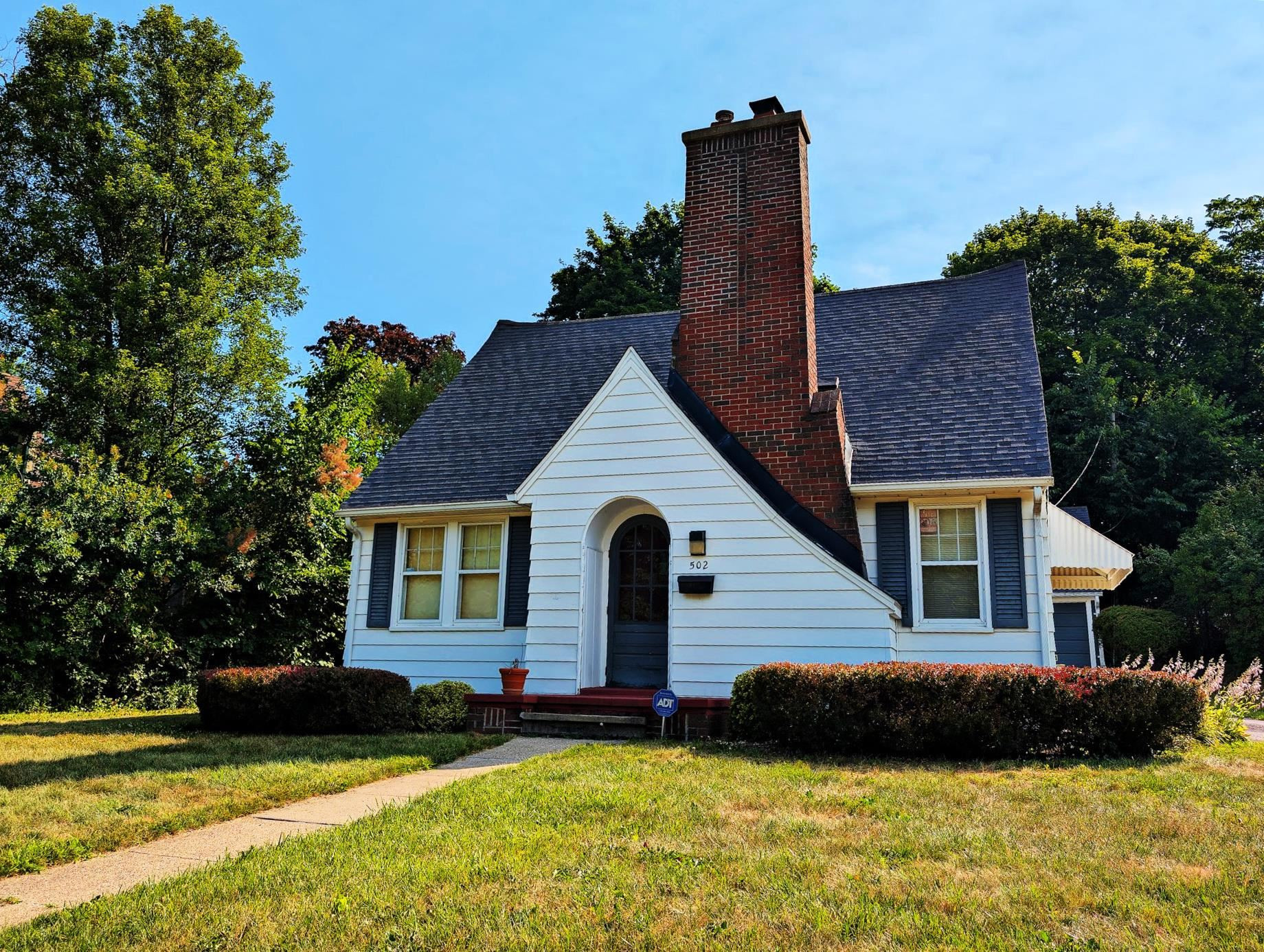 502 Dougherty Place, Flint, MI 48504