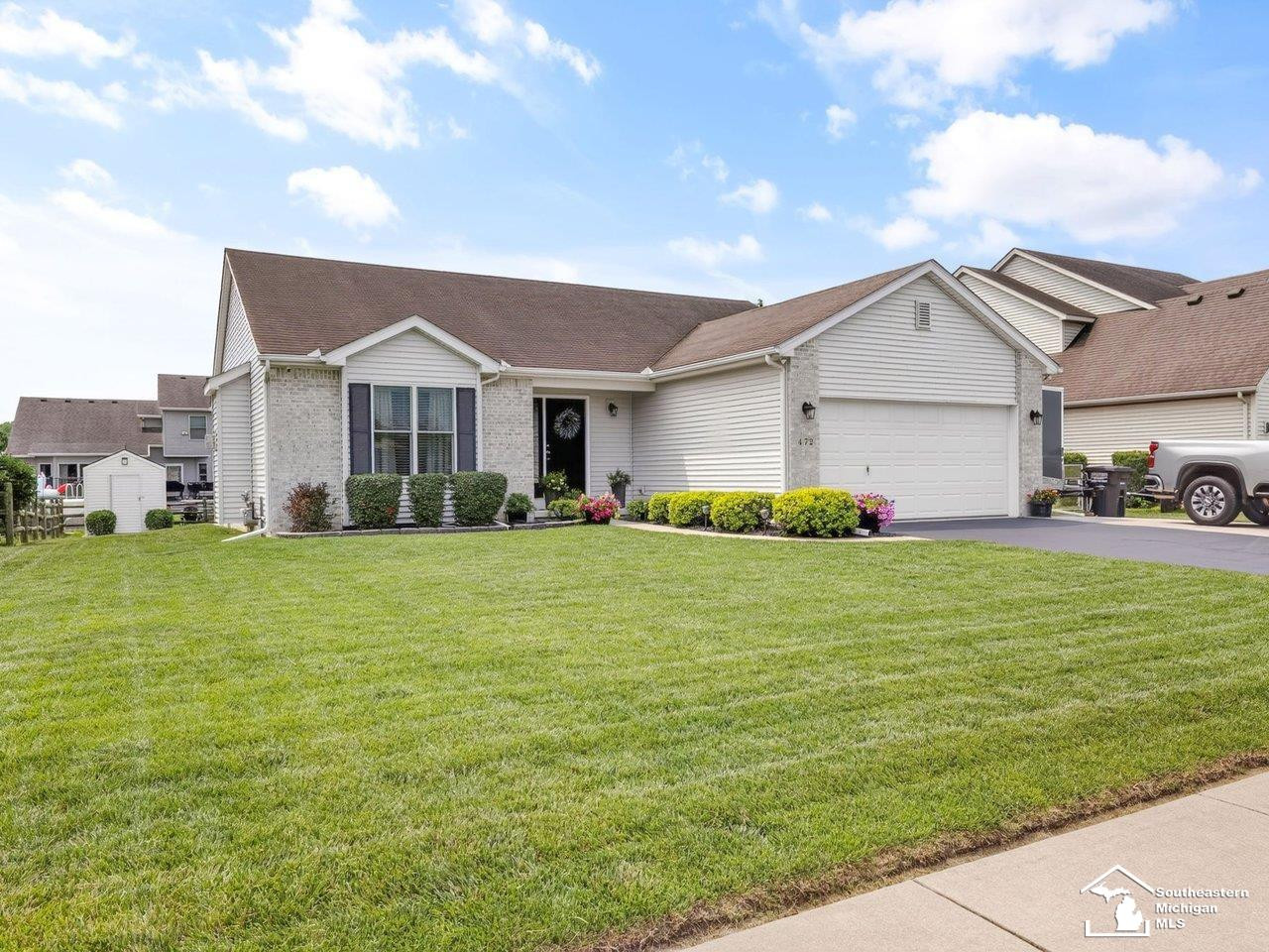 472 Buck Lane, Temperance, MI 48182 — Photo 4