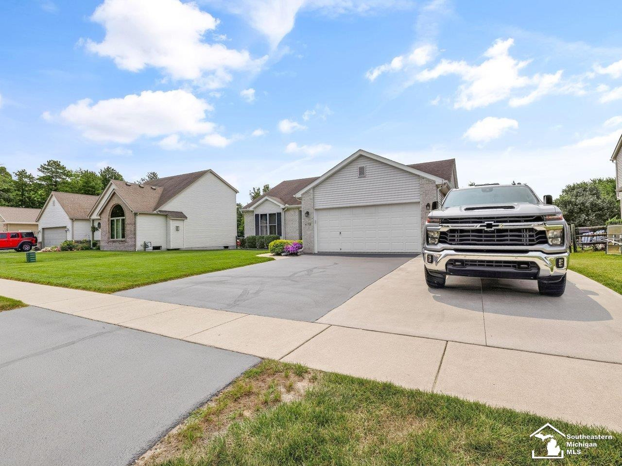472 Buck Lane, Temperance, MI 48182 — Photo 5