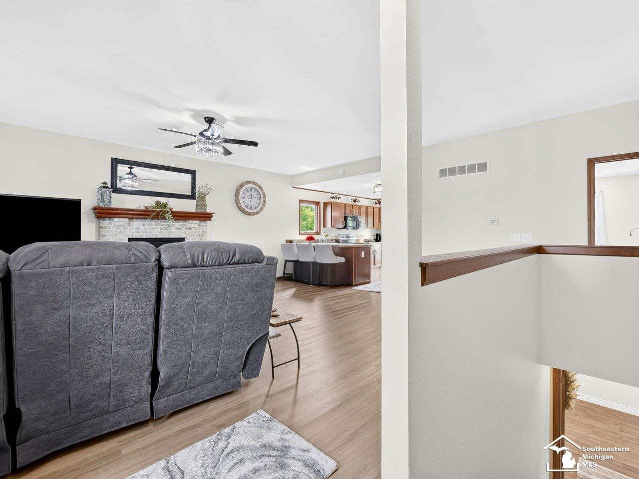 472 Buck Lane, Temperance, MI 48182 — Photo 8