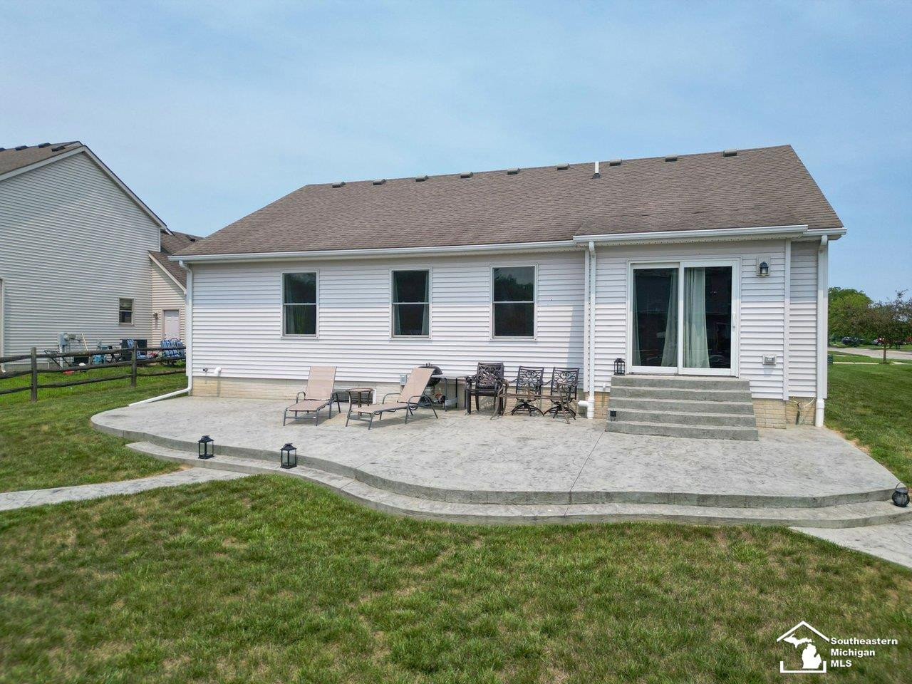472 Buck Lane, Temperance, MI 48182 — Photo 48
