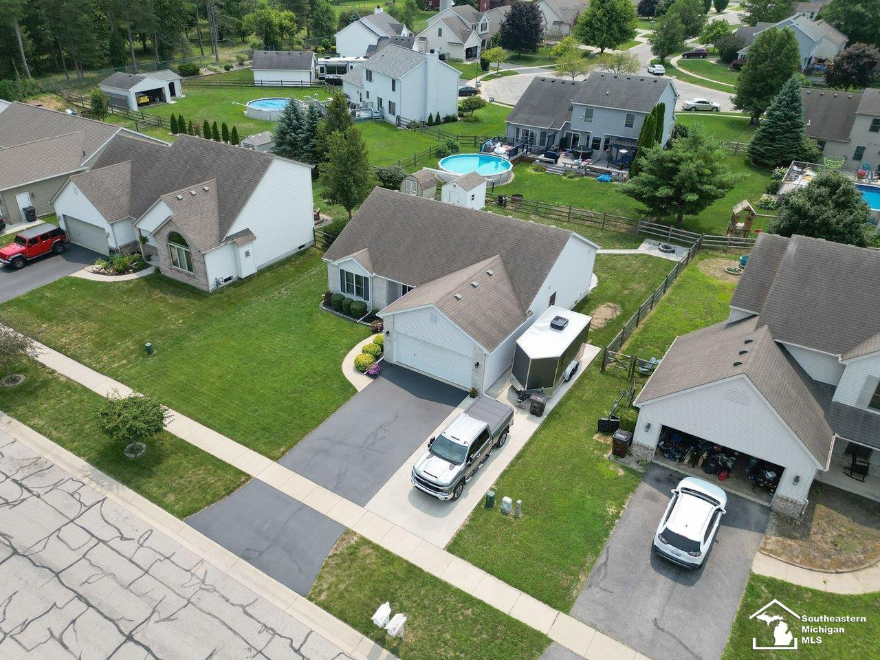 472 Buck Lane, Temperance, MI 48182 — Photo 56