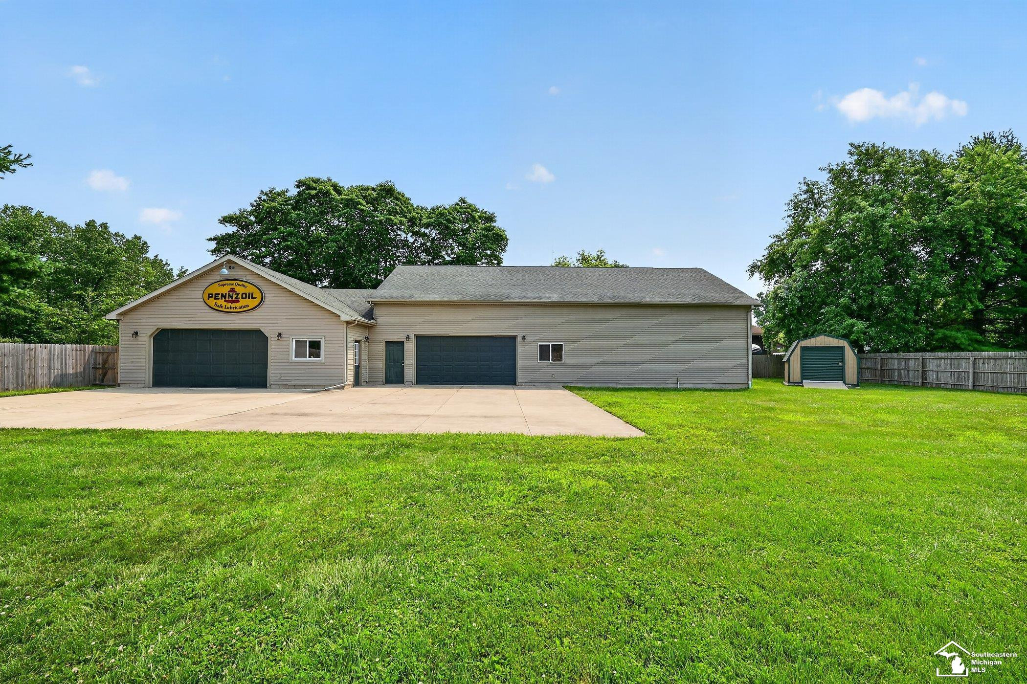 9858 Douglas Road, Temperance, MI — Photo 3