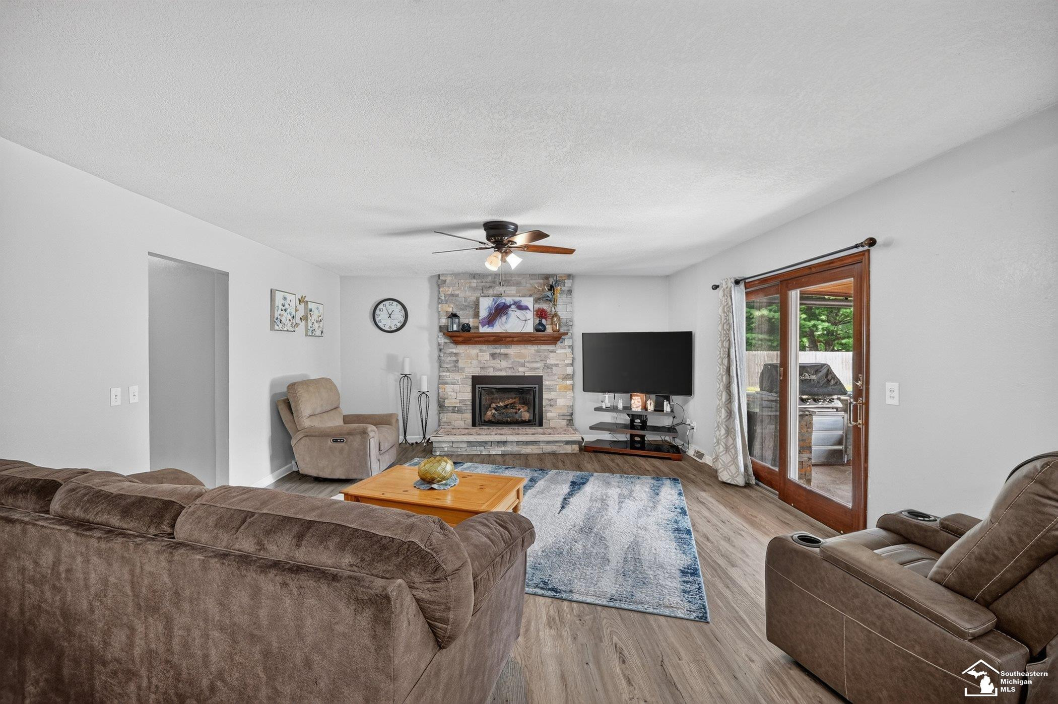 9858 Douglas Road, Temperance, MI — Photo 9