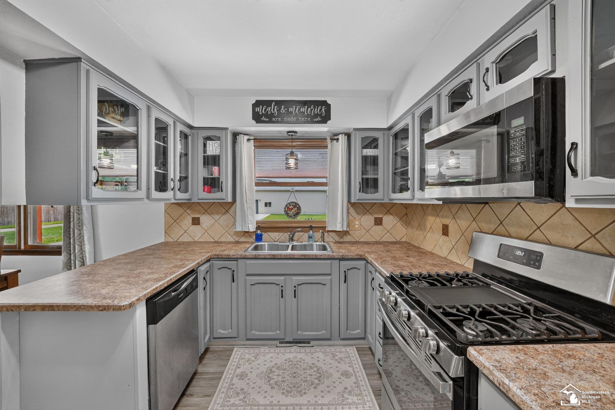 9858 Douglas Road, Temperance, MI — Photo 13