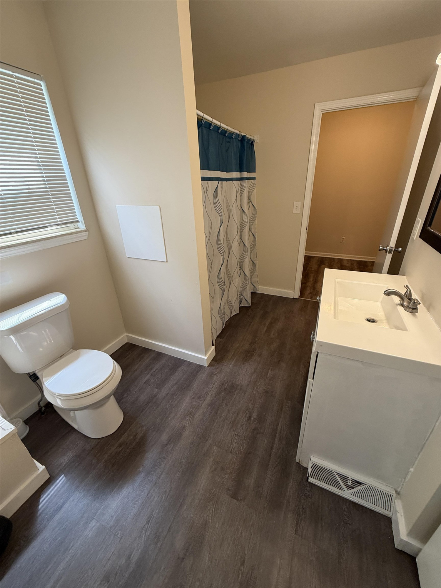 426 Dell Avenue, Flint, MI 48507 — Photo 22