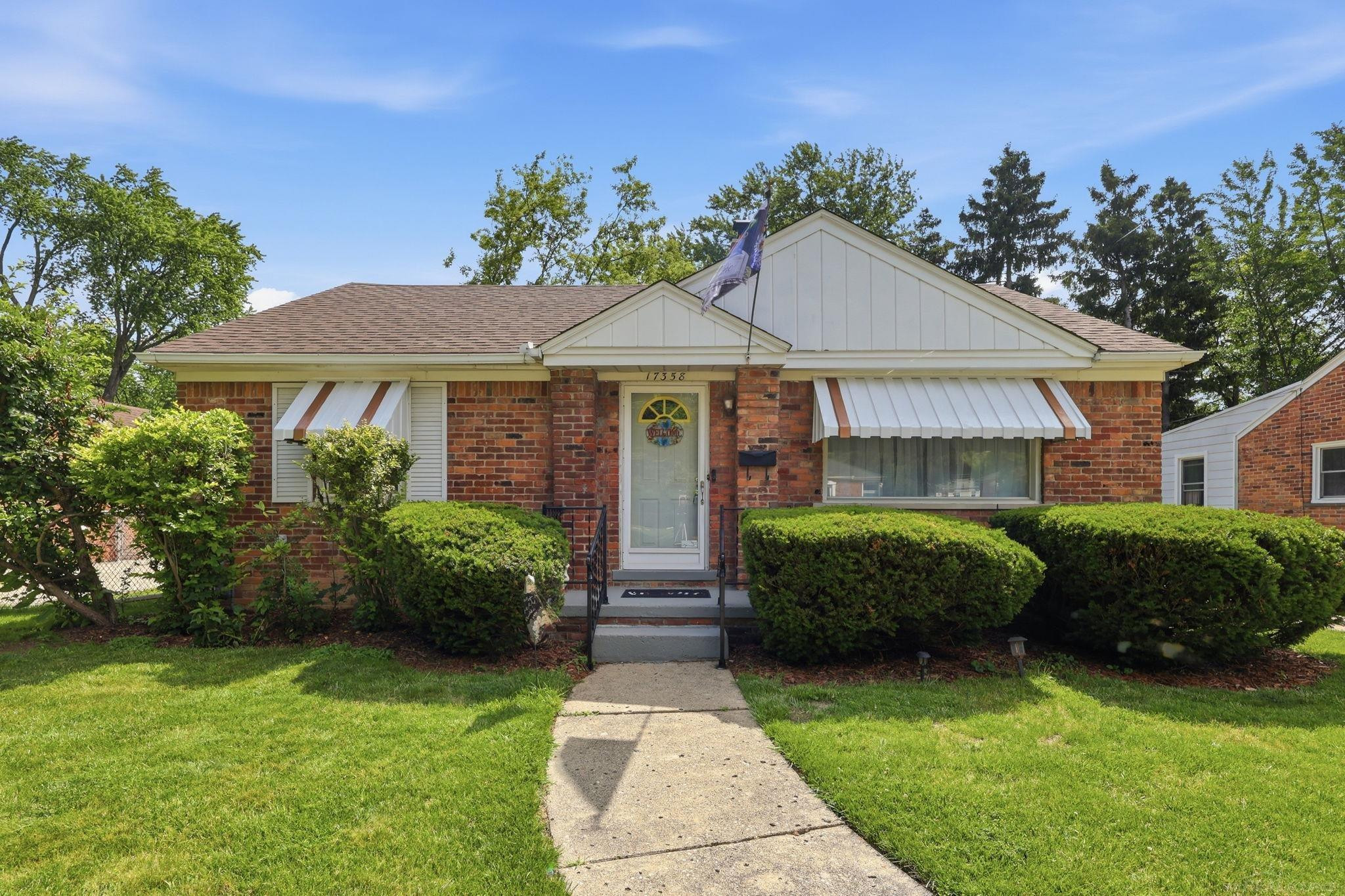 17358 Wakenden Street, Redford, MI 48240