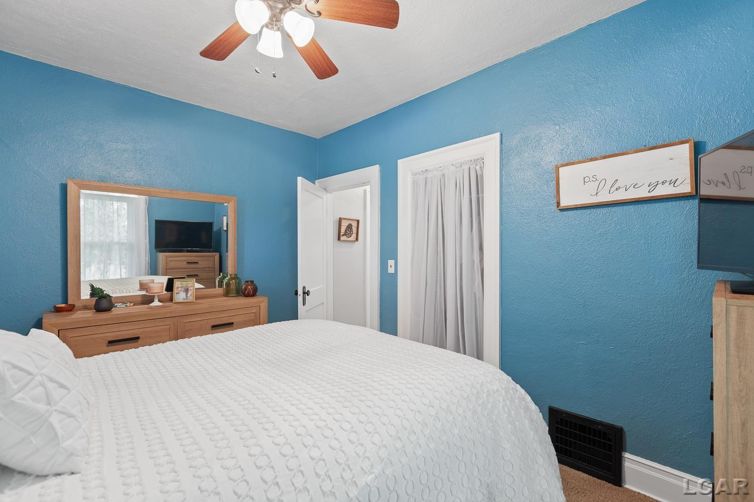 726 Croswell Street, Adrian, MI 49221 — Photo 17