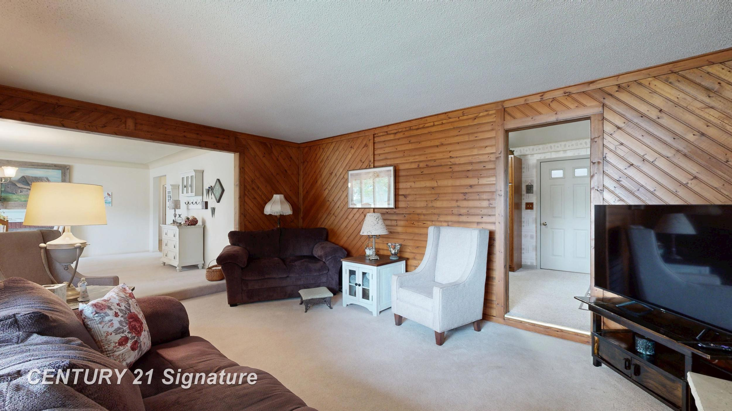502 Rubelman Drive, Owosso, MI 48867 — Photo 6