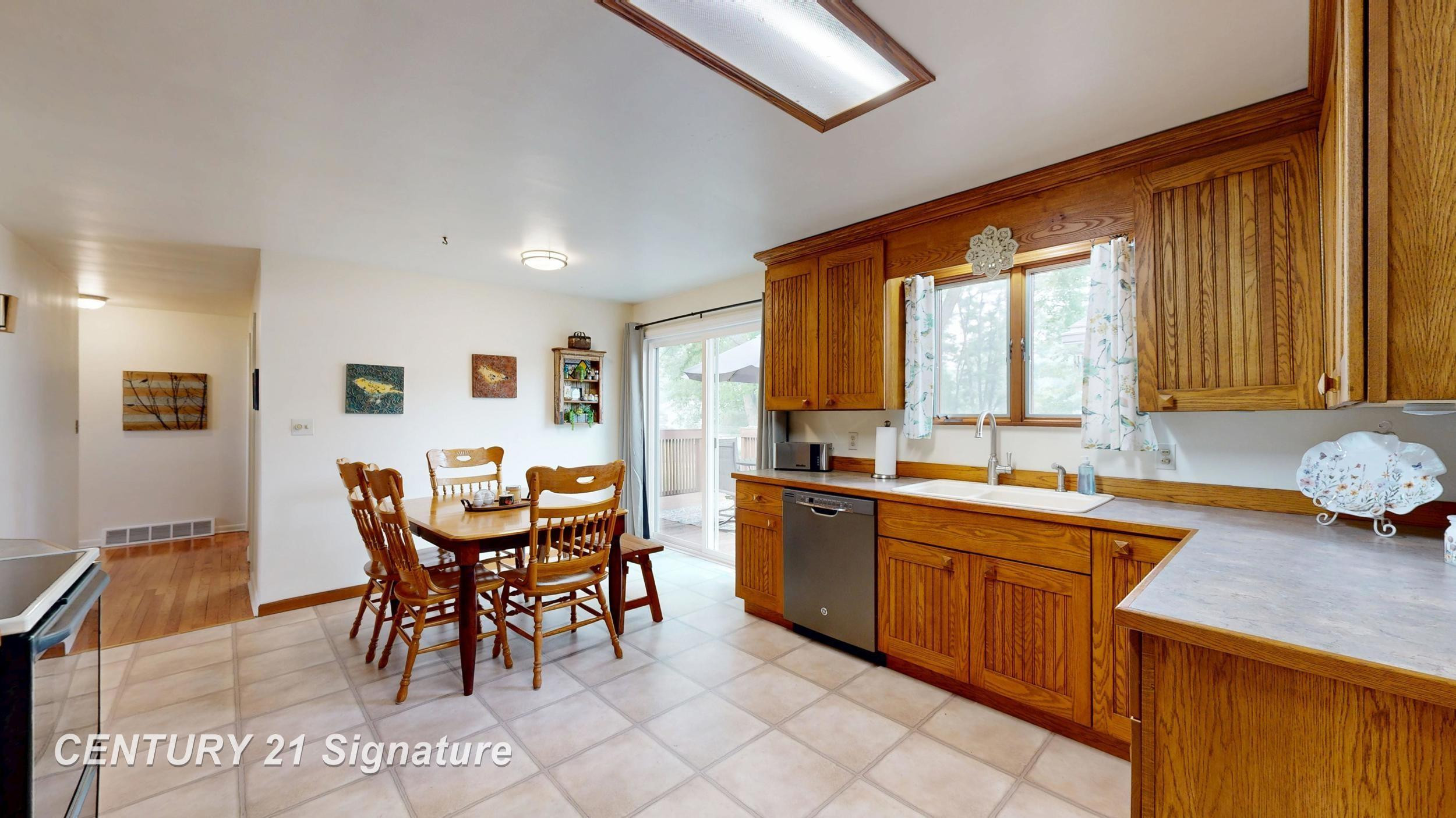 502 Rubelman Drive, Owosso, MI 48867 — Photo 15
