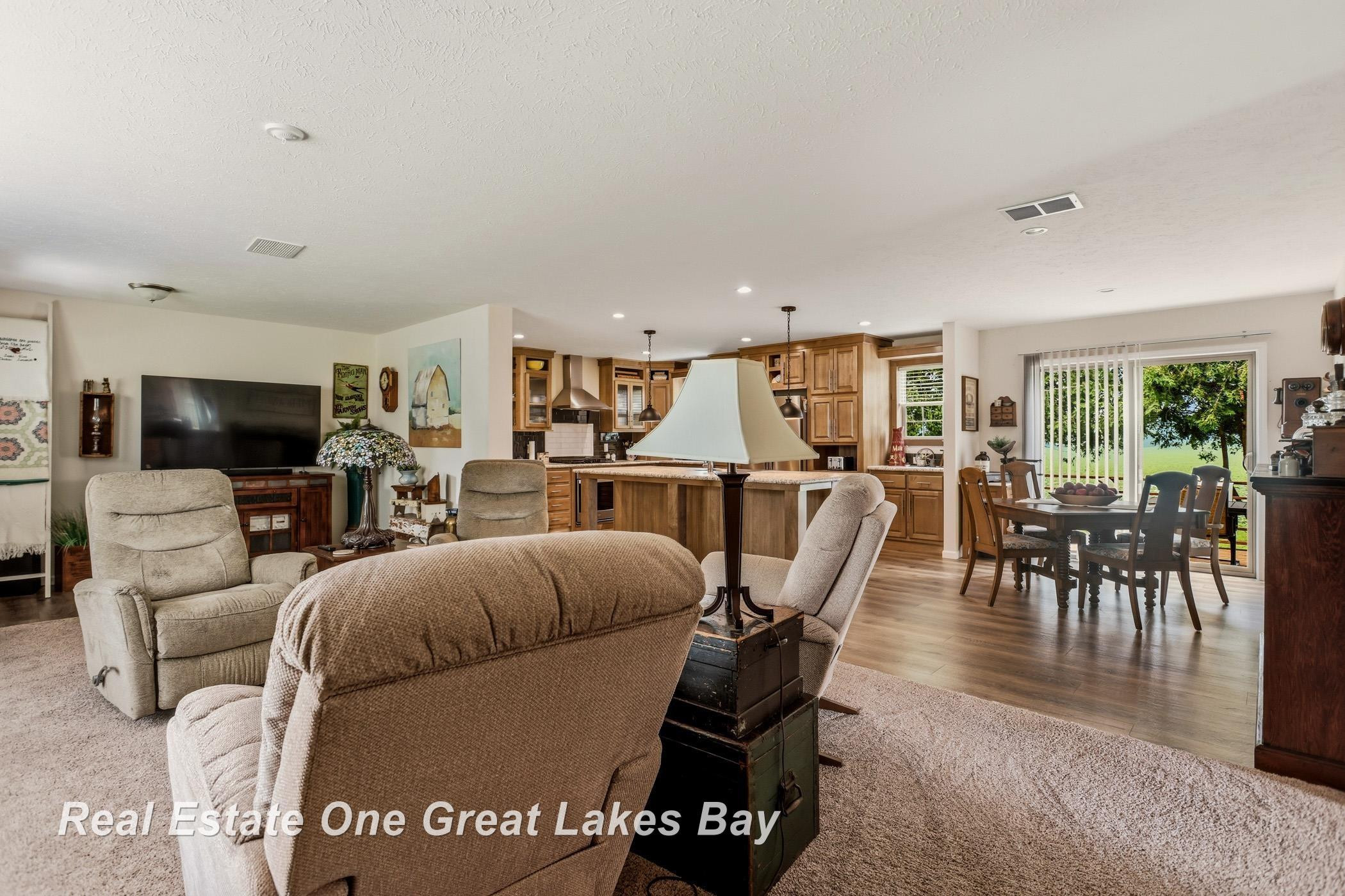 6801 Standish Road, MI 48613 — Photo 12