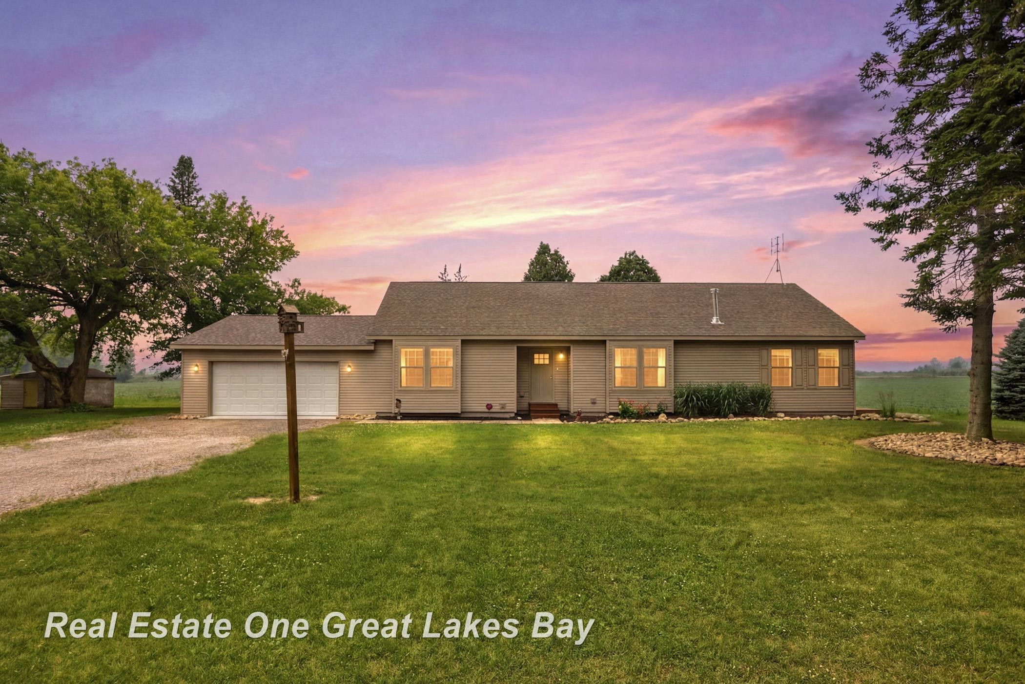 6801 Standish Road, MI 48613 — Photo 21