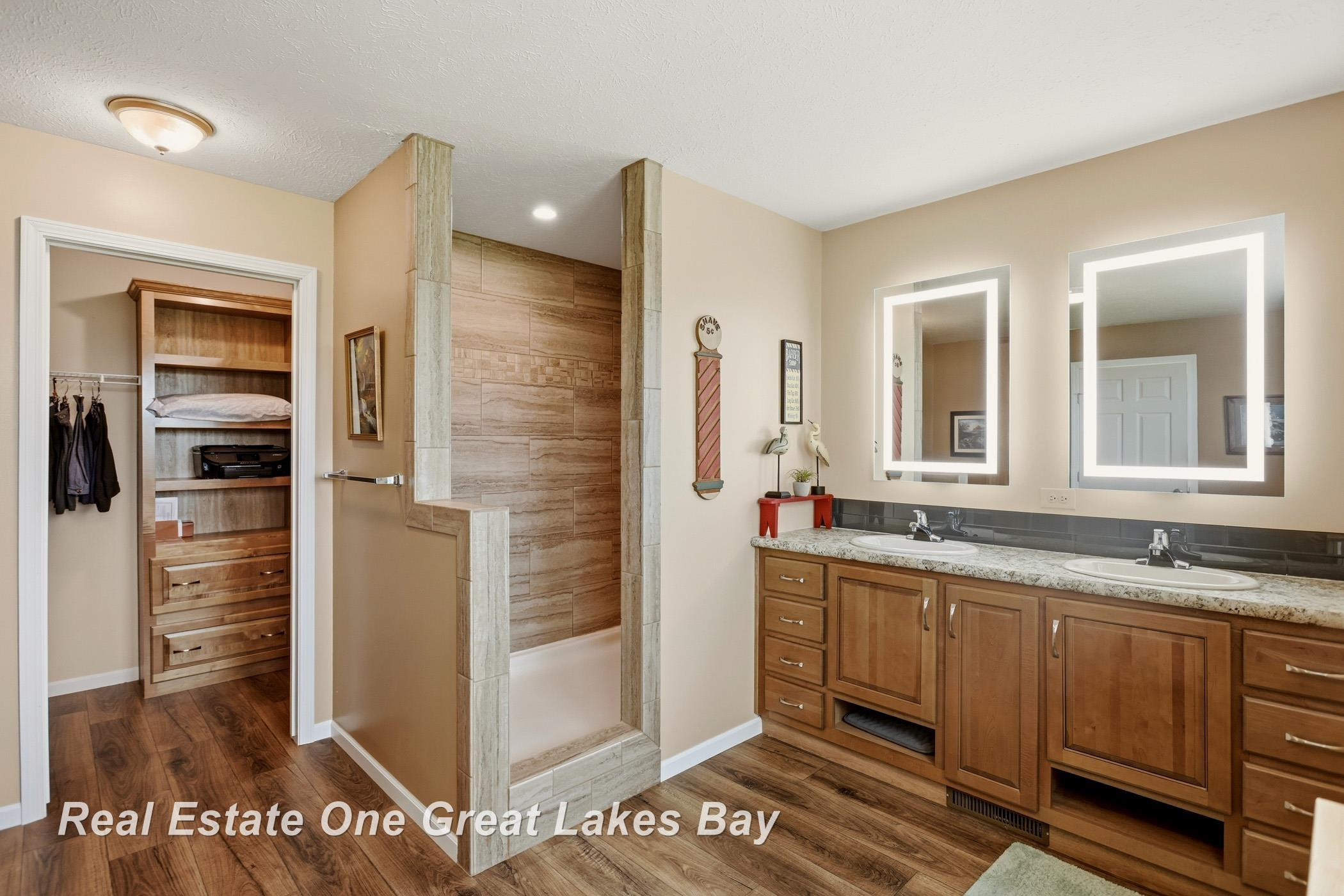 6801 Standish Road, MI 48613 — Photo 30